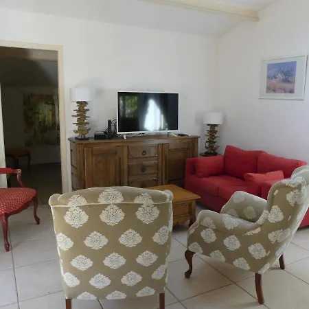 Maisonnette Au Calme Et Proche Holiday home